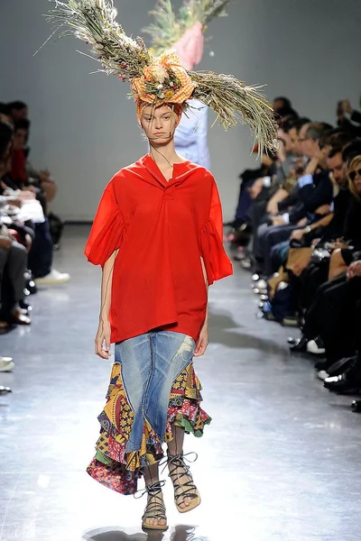 Look 17